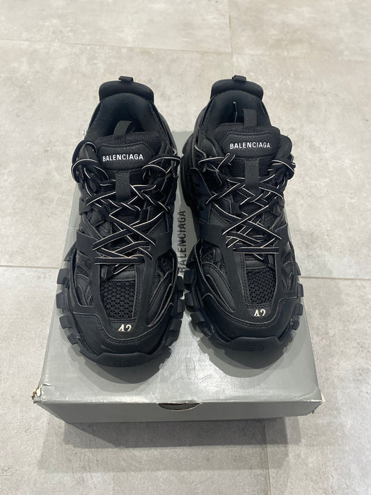 Balenciaga track