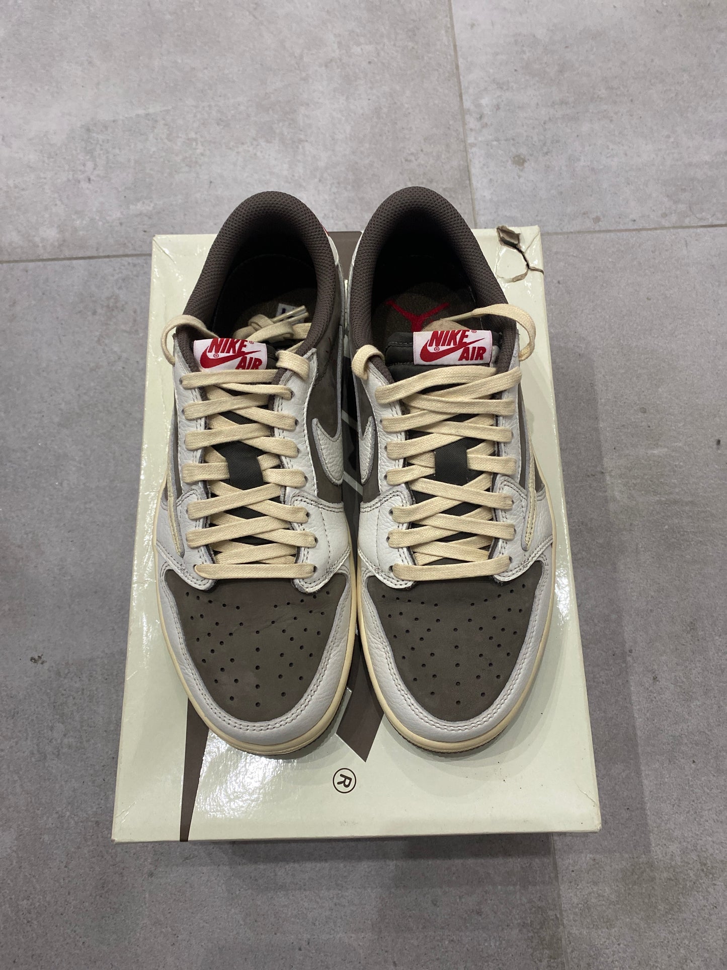 Jordan 1 Low x Travis Scott Reverse Mocha