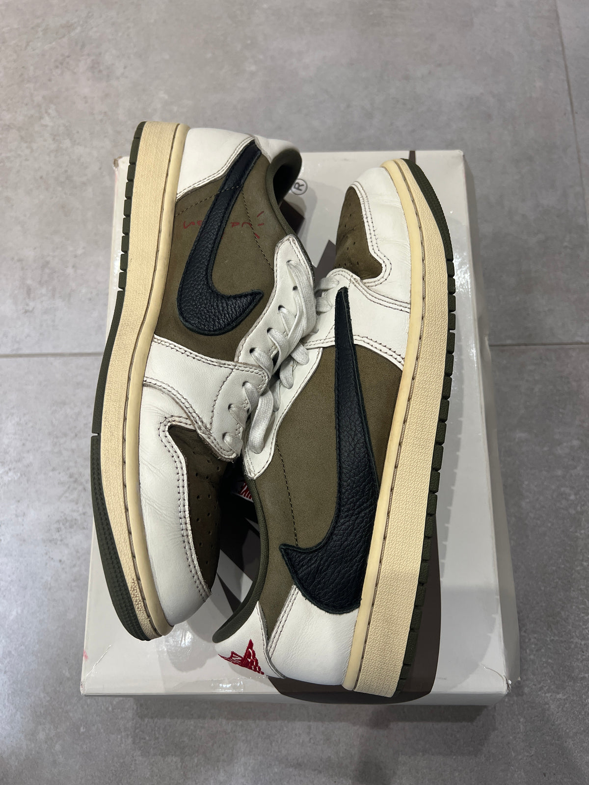 Jordan 1 Low x Travis Scott „Medium Olive”