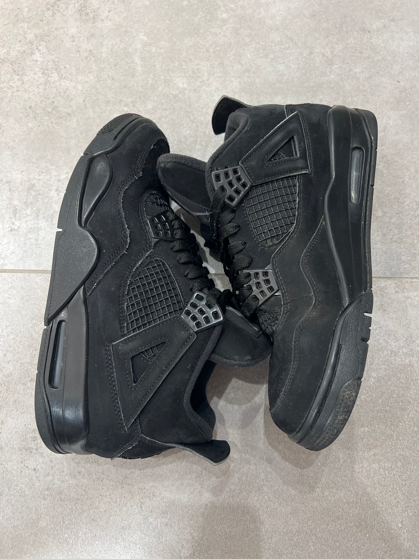 Jordan 4 Black Cat