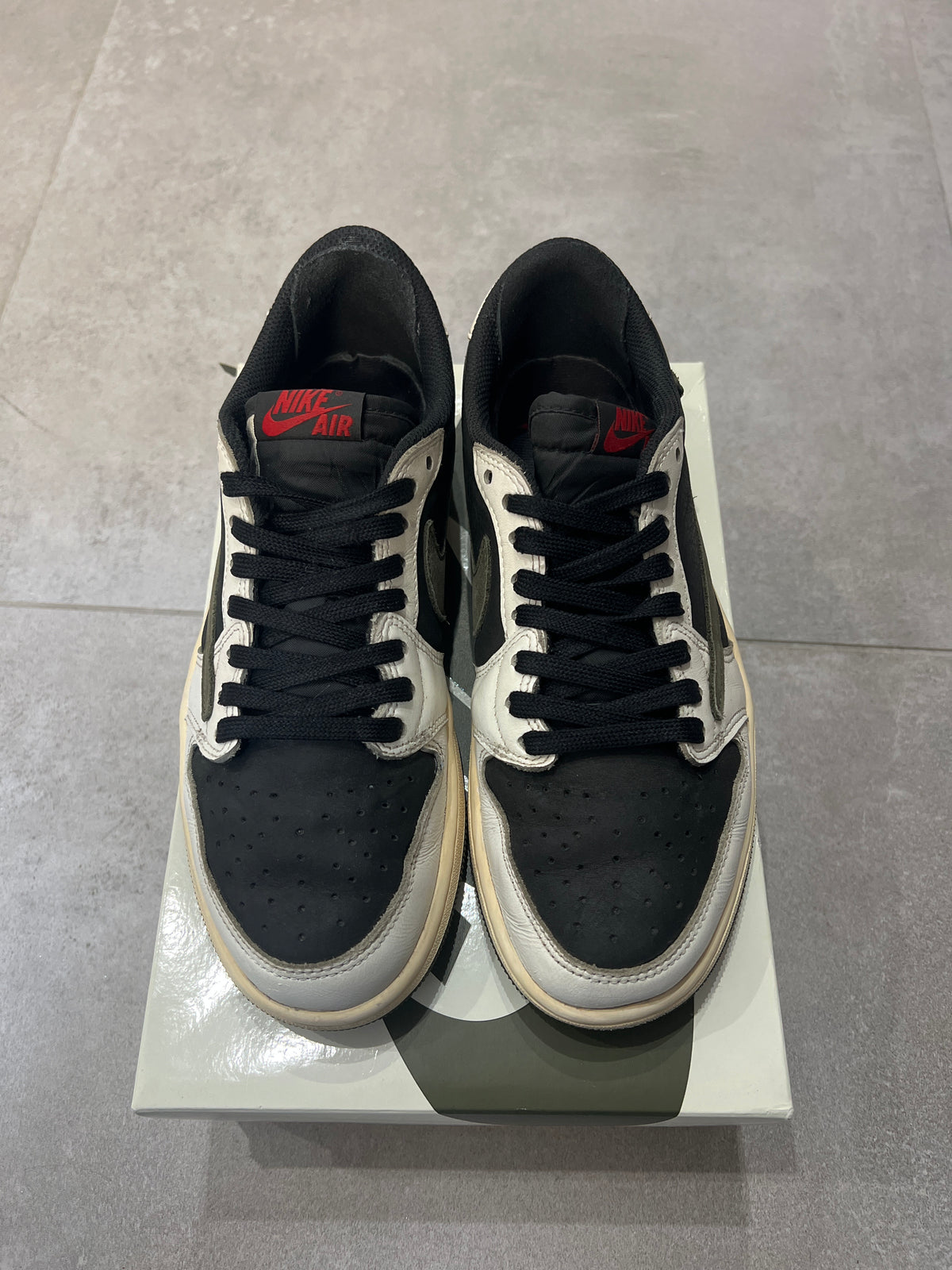 Jordan 1 Low x Travis Scott „Olive”
