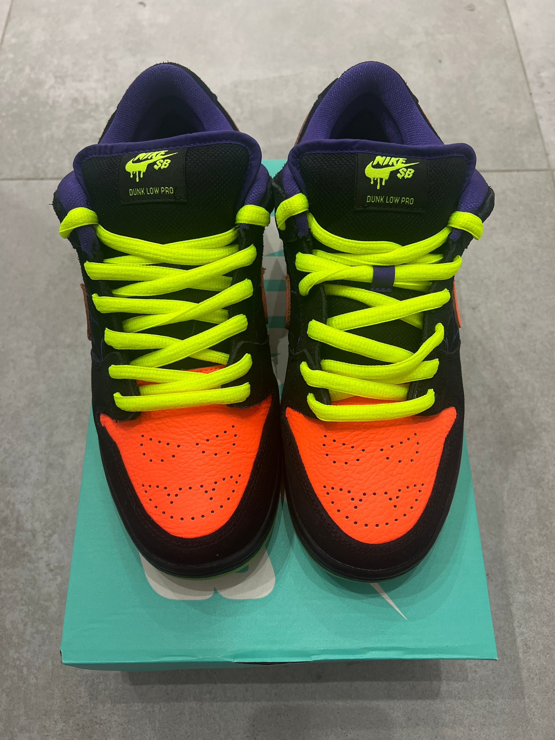 Nike Dunk SB Night of Mischief Halloween