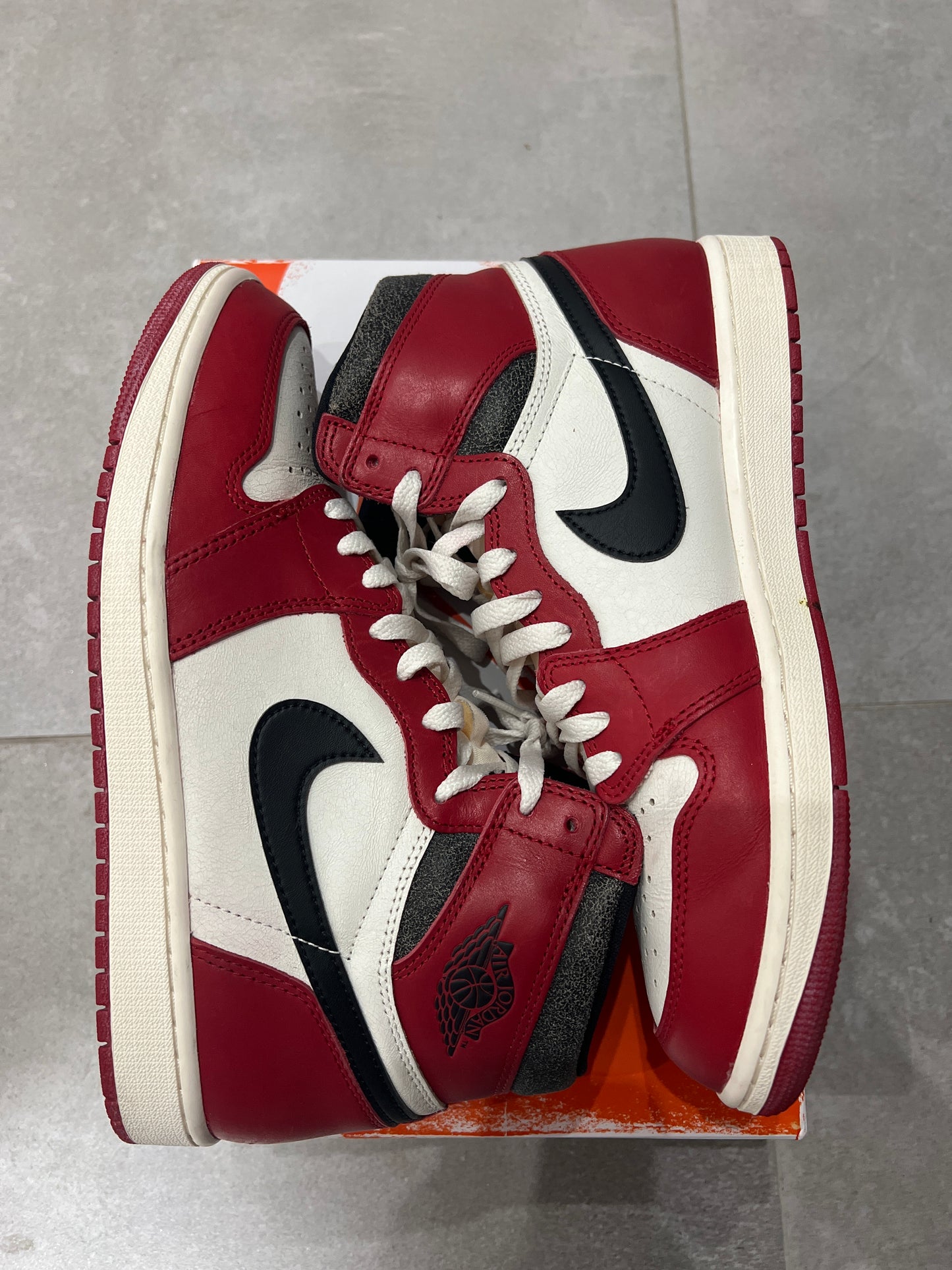 Jordan 1 High Lost&found