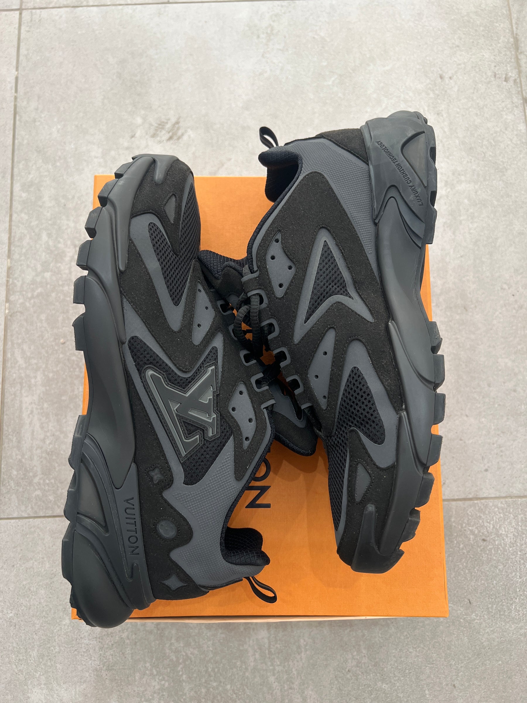Louis Vuitton Runner Tatic Black