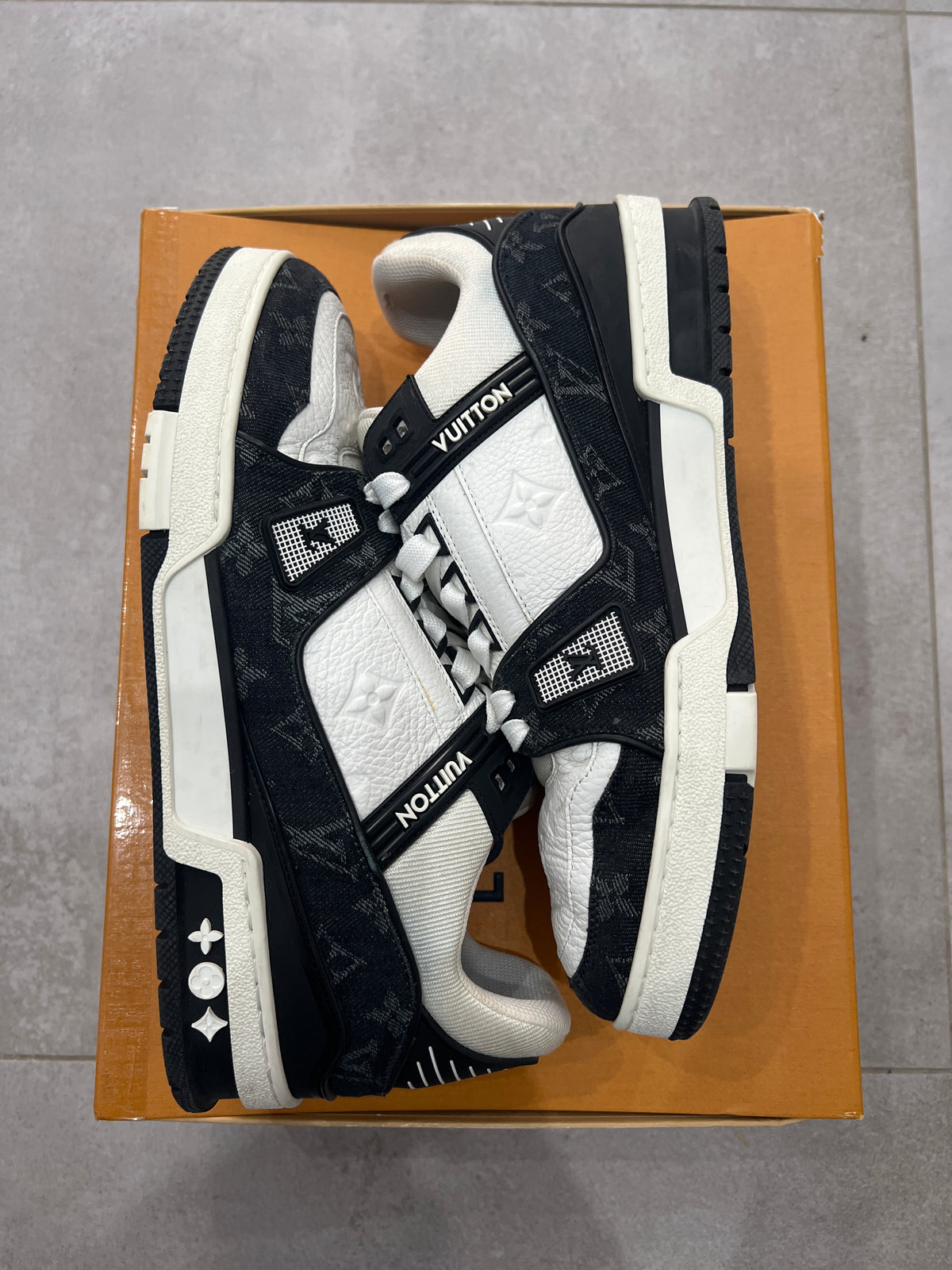 Louis Vuitton Trainer Denim Black