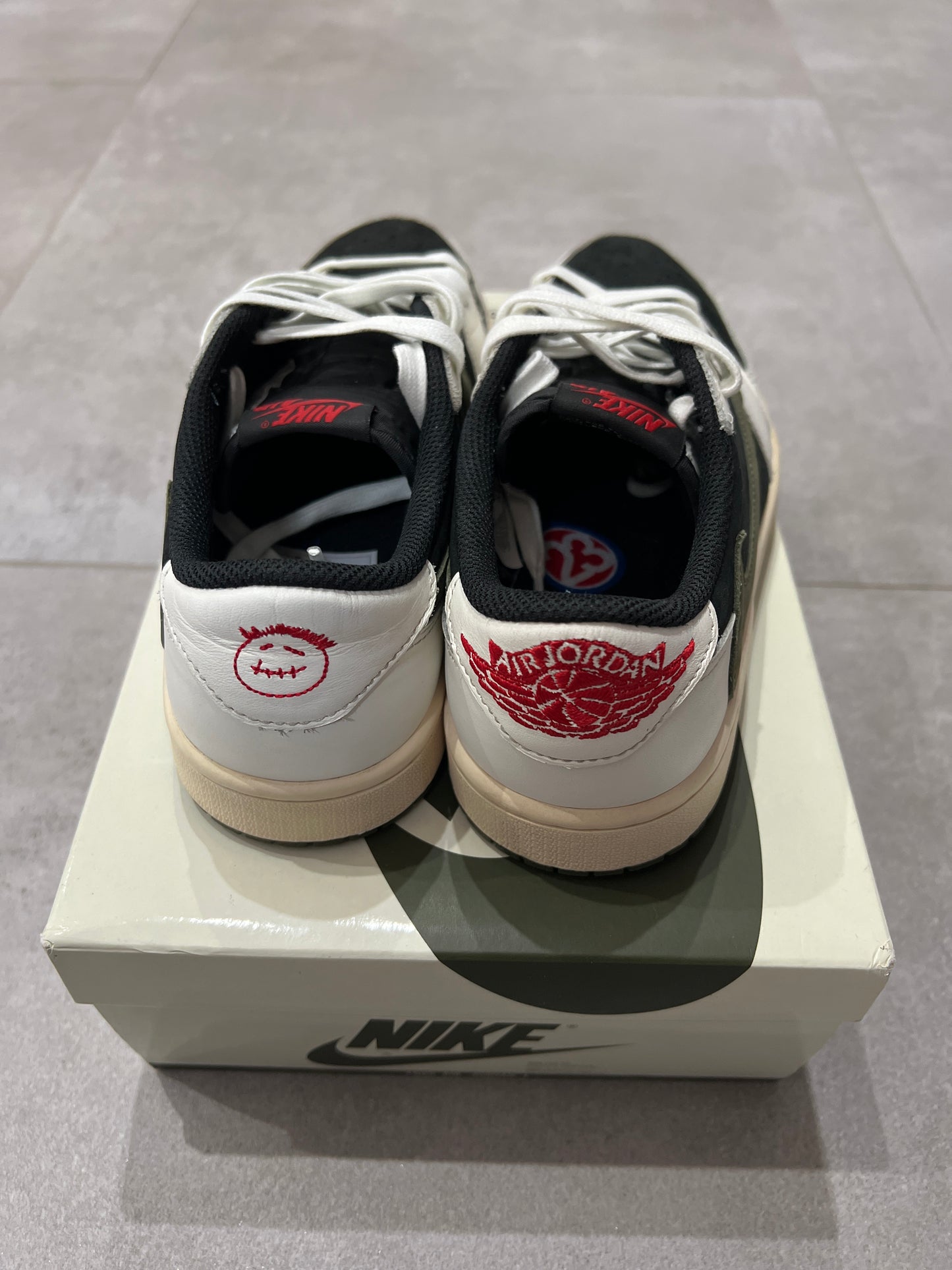 Jordan 1 Low x Travis Scott Olive