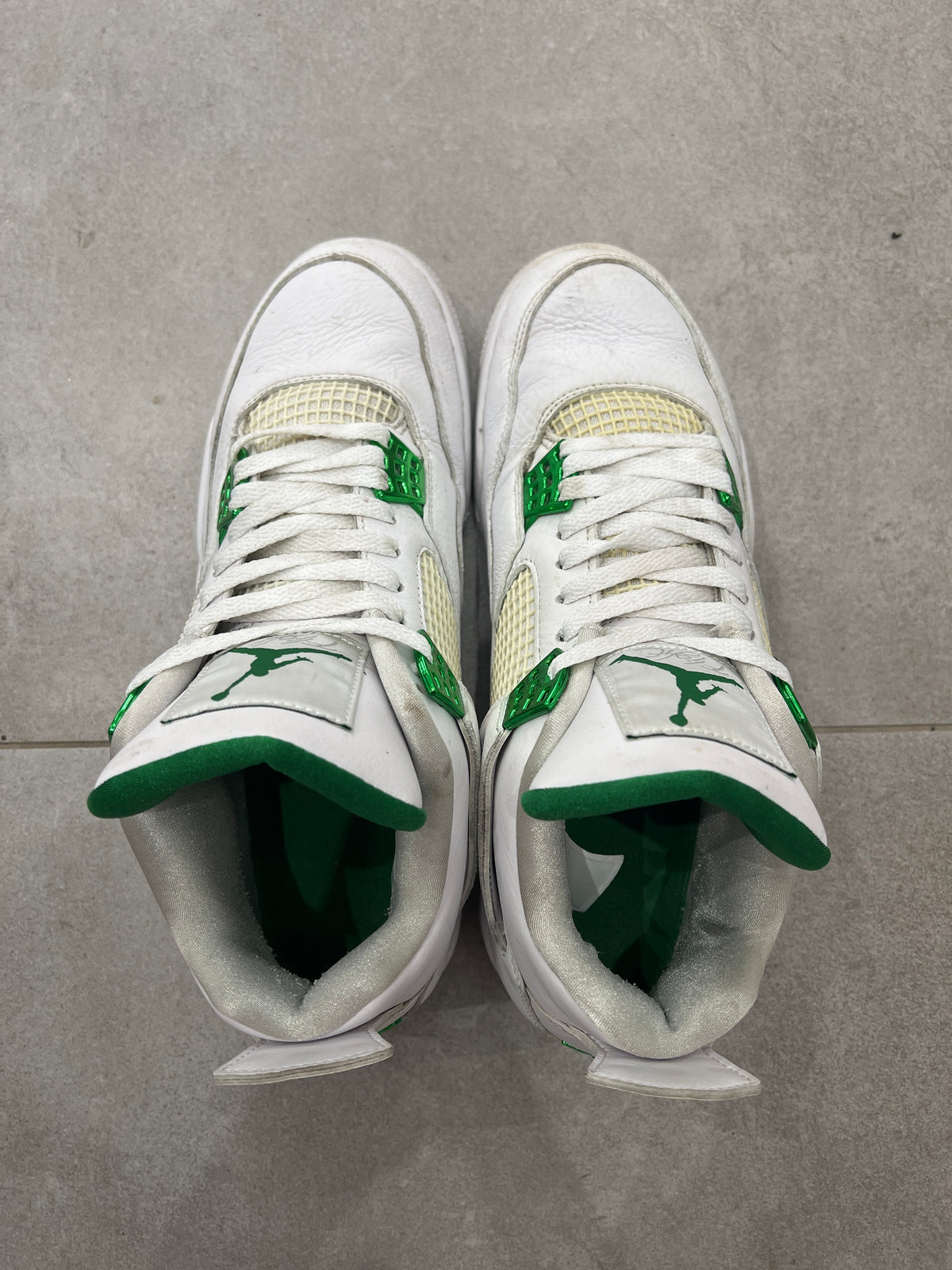 Jordan 4 Metalic Green