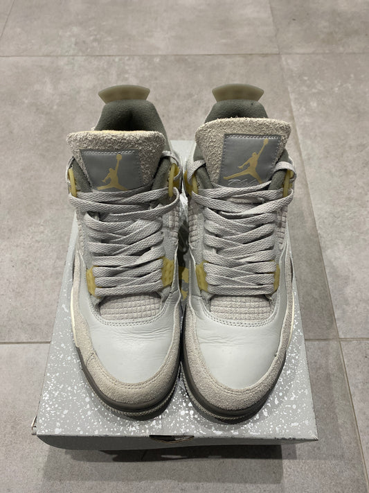 Jordan 4 Photon Dust