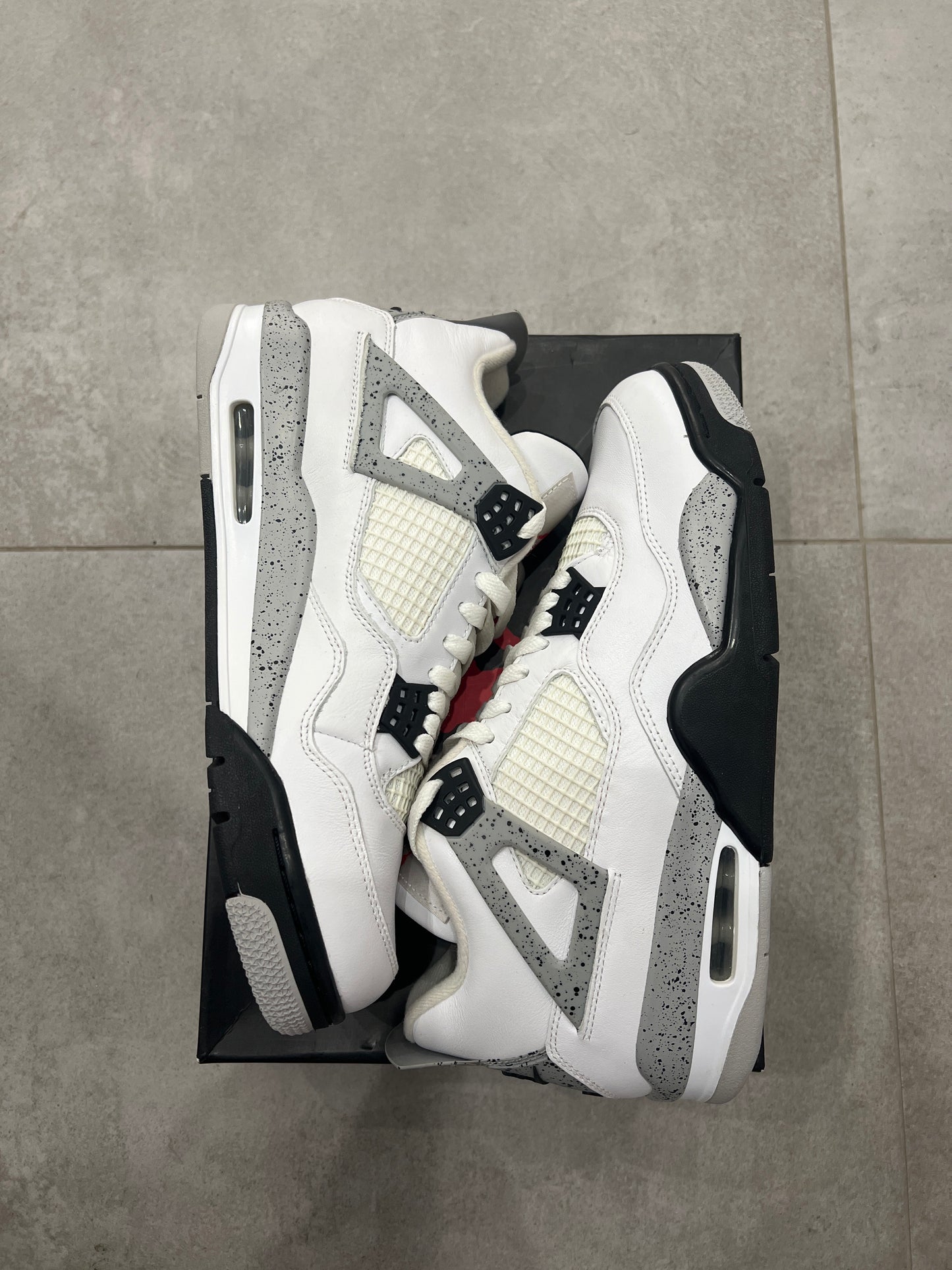 Jordan 4 White Cement (2015)