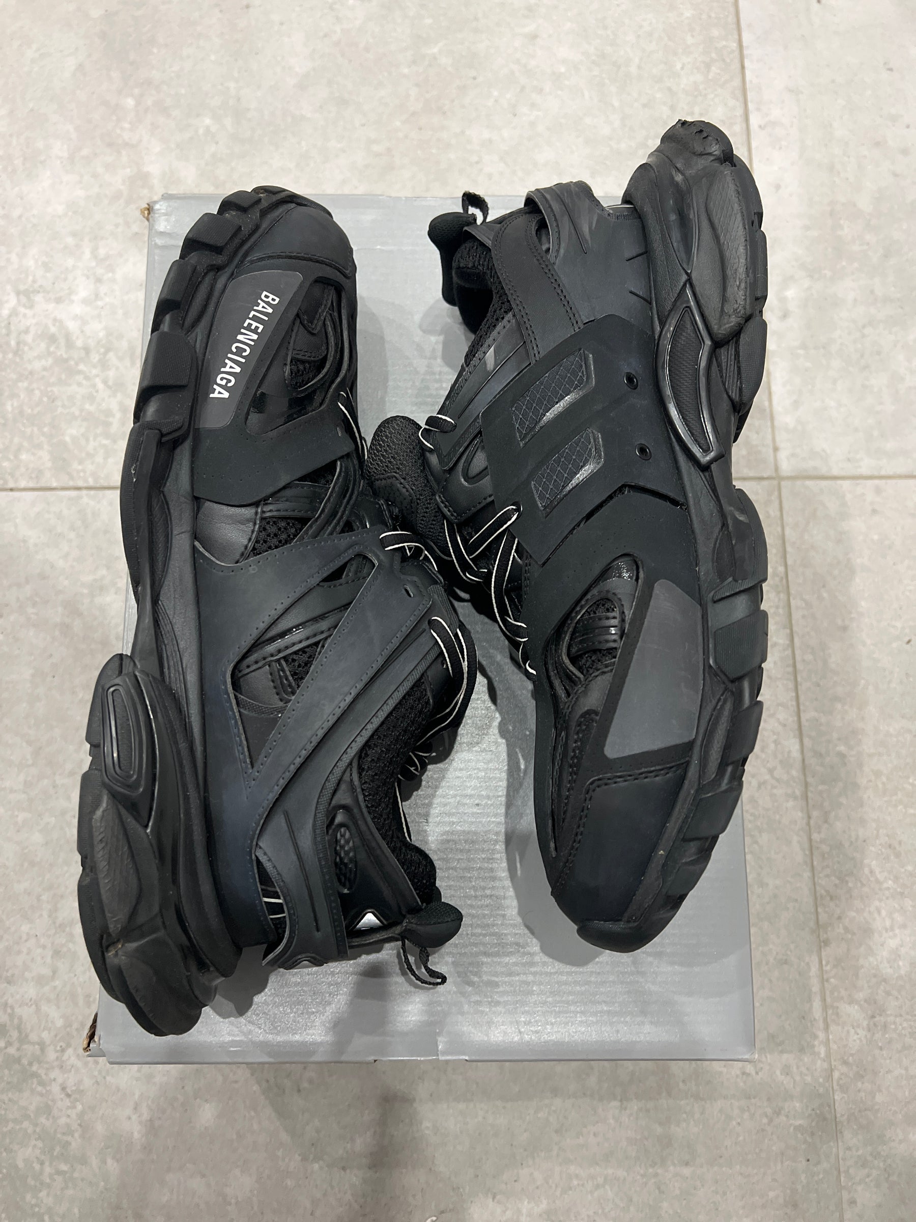 Balenciaga Track Black