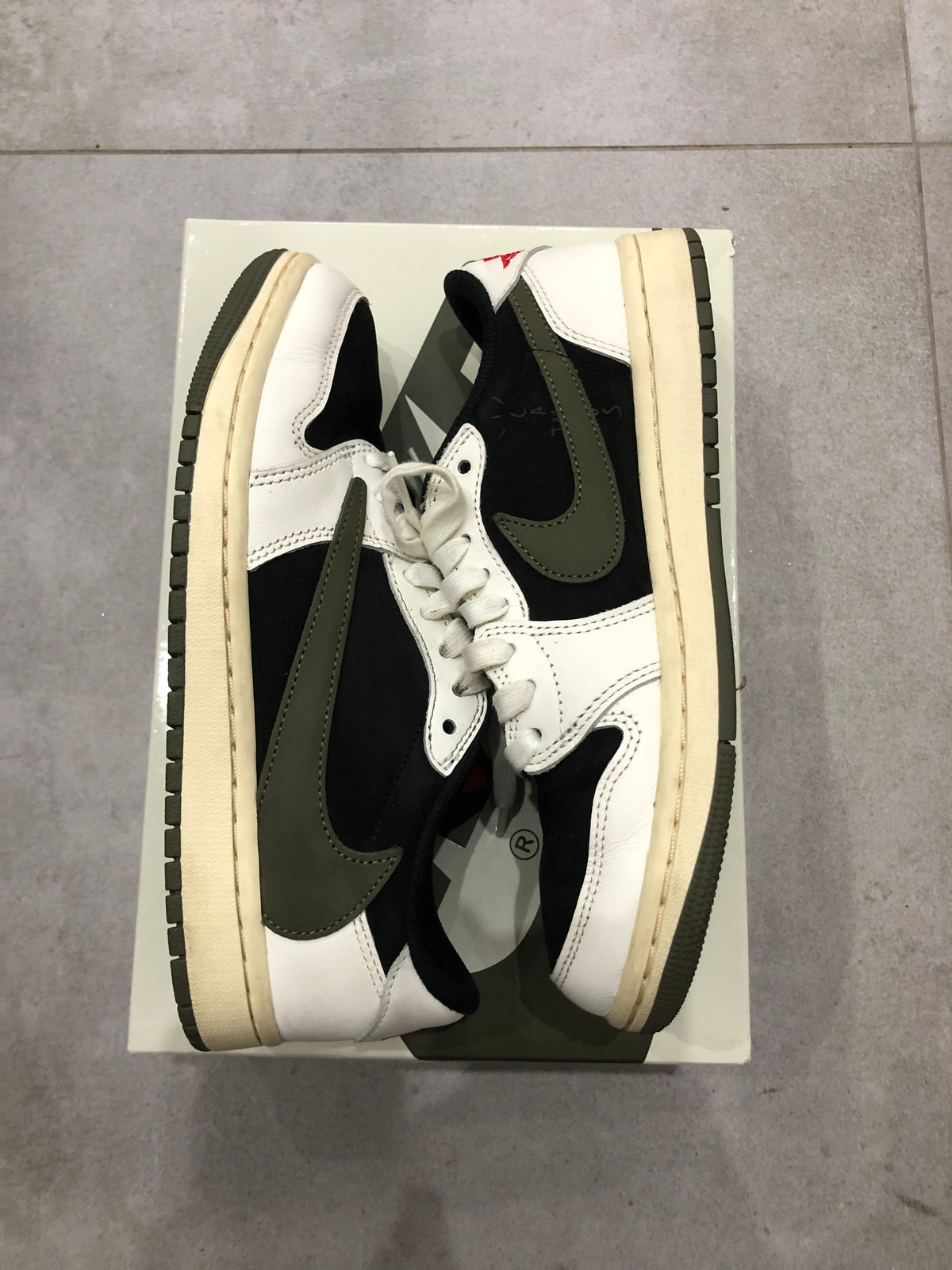 Air Jordan 1 Low x Travis Scott „Olive”