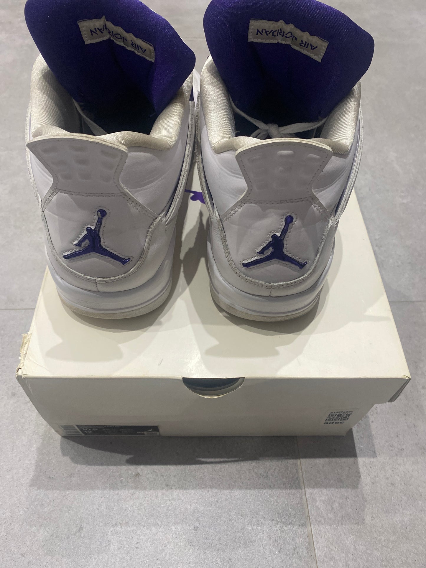 Jordan 4 Metalic Purple