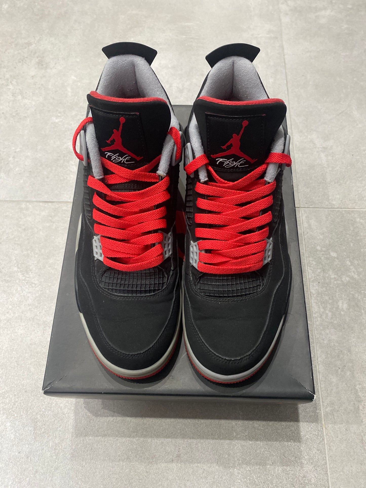 Jordan 4 Retro Bred (2019)