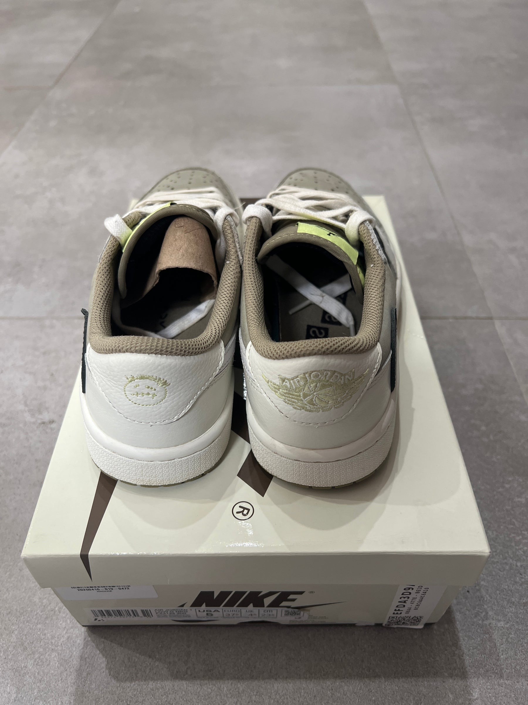 Jordan 1 Low Golf x Travis Scott Neutral Olive