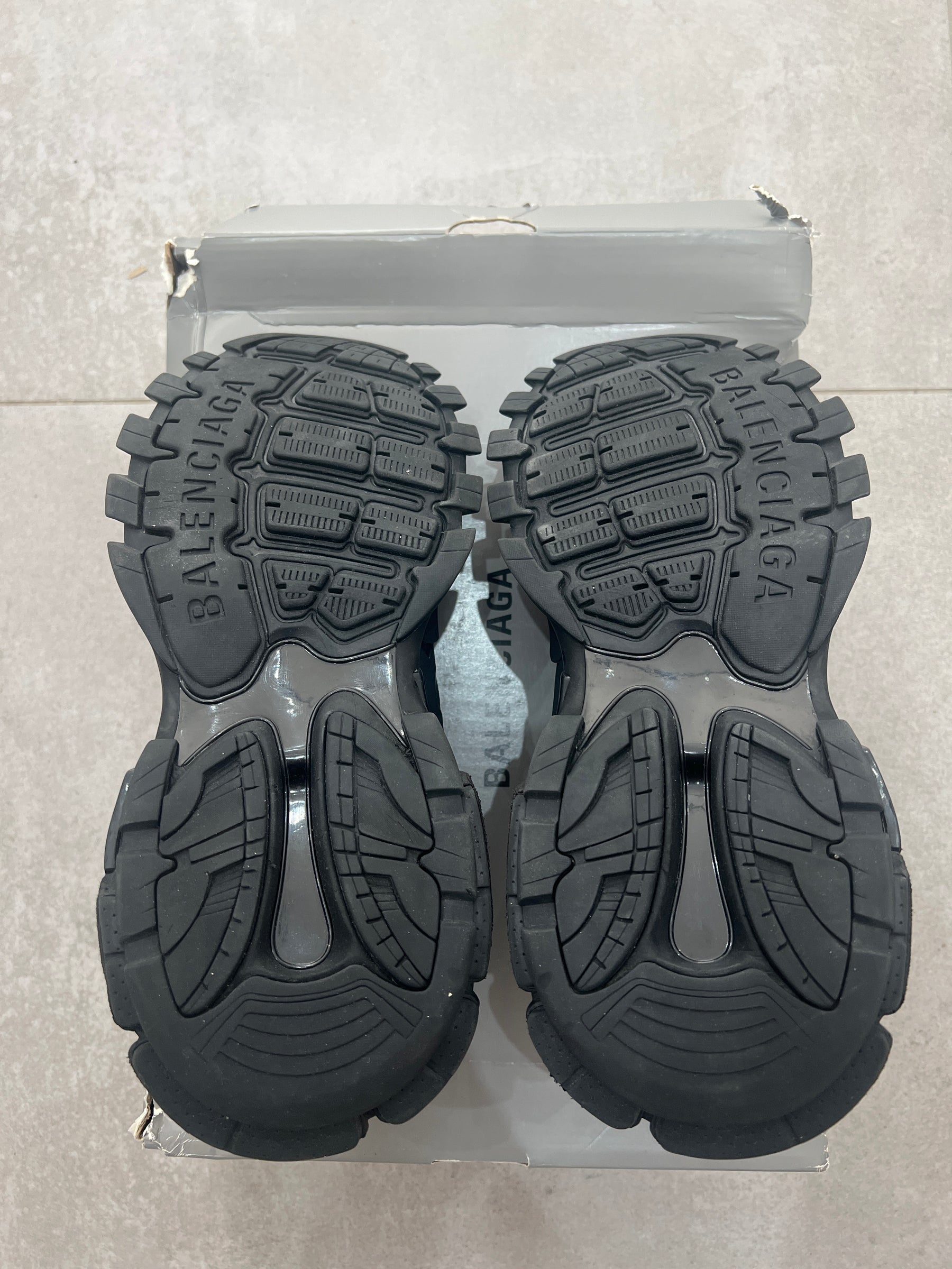 Balenciaga Track Black