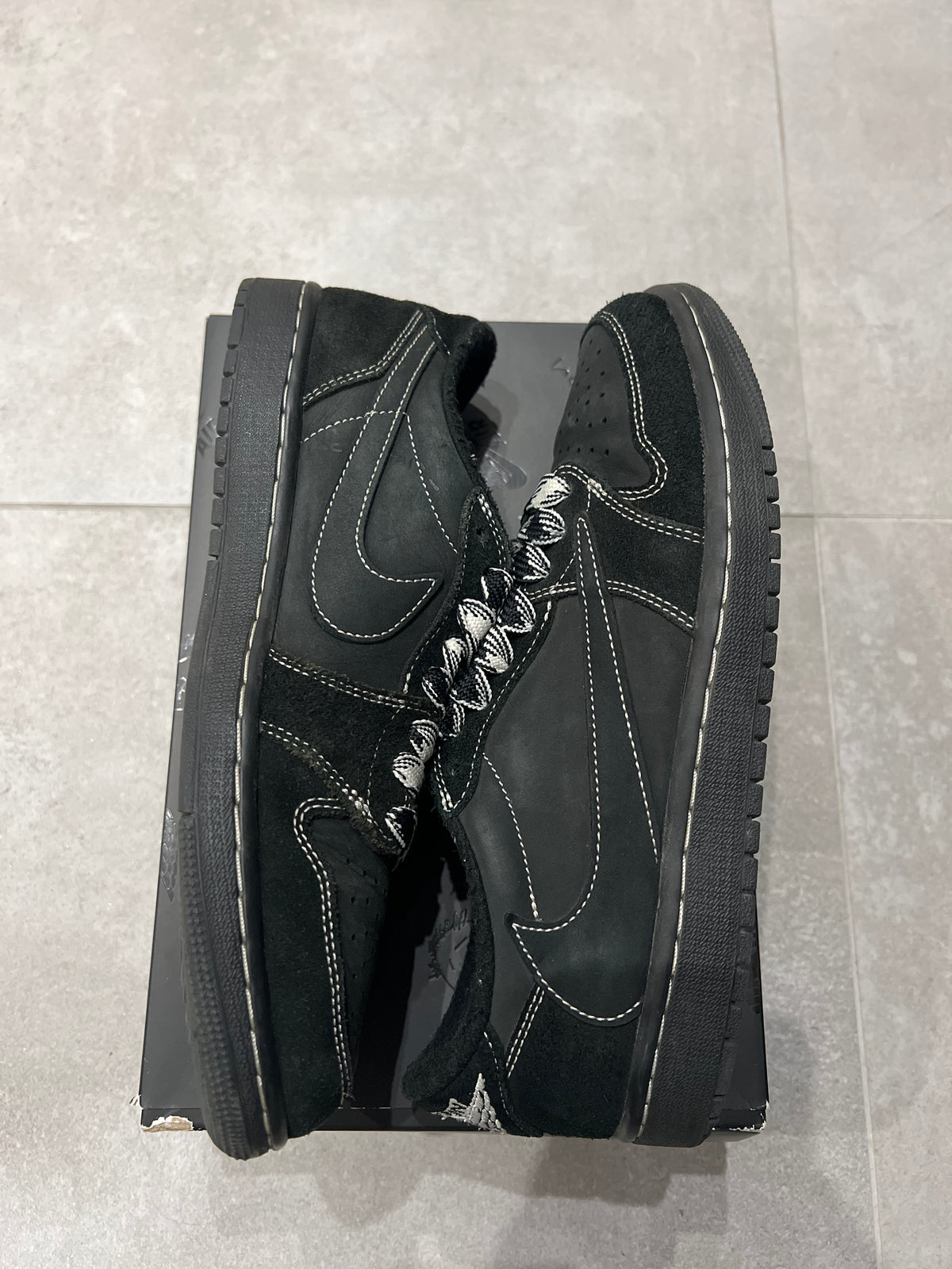 Jordan 1 Low x Travis Scott Black Phantom