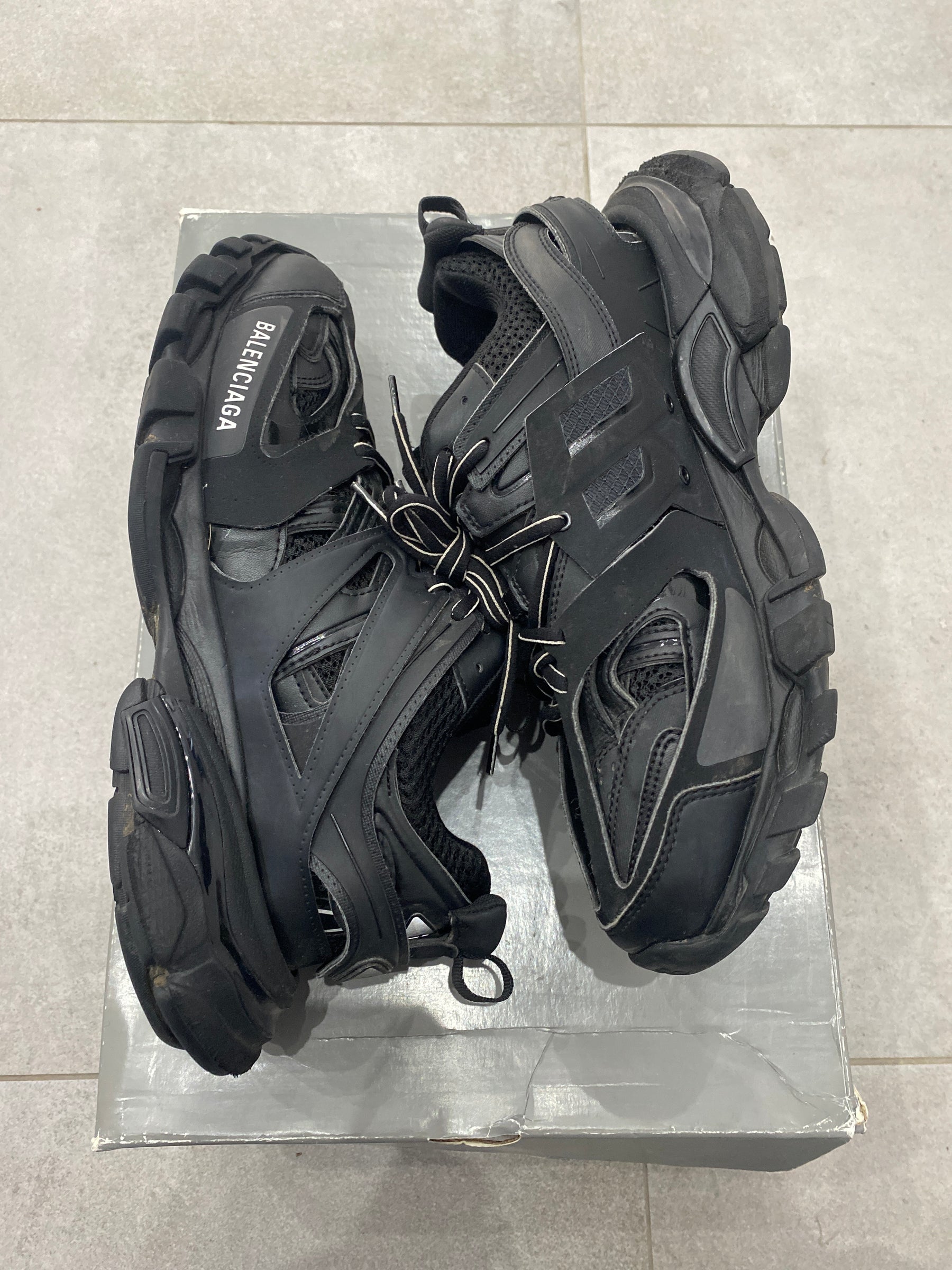 Balenciaga Track Black