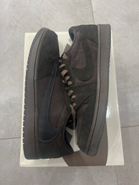 Jordan 1 Low x Travis Scott „Velvet Brown”