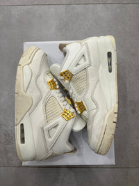 Air Jordan 4 Metalic Gold