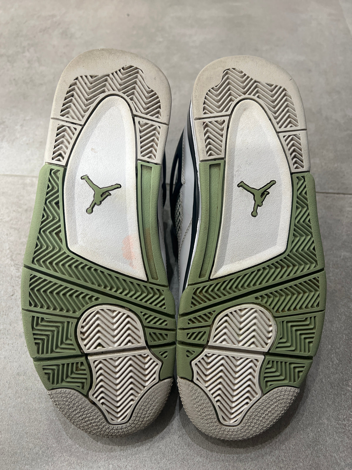 Jordan 4 Seafoam