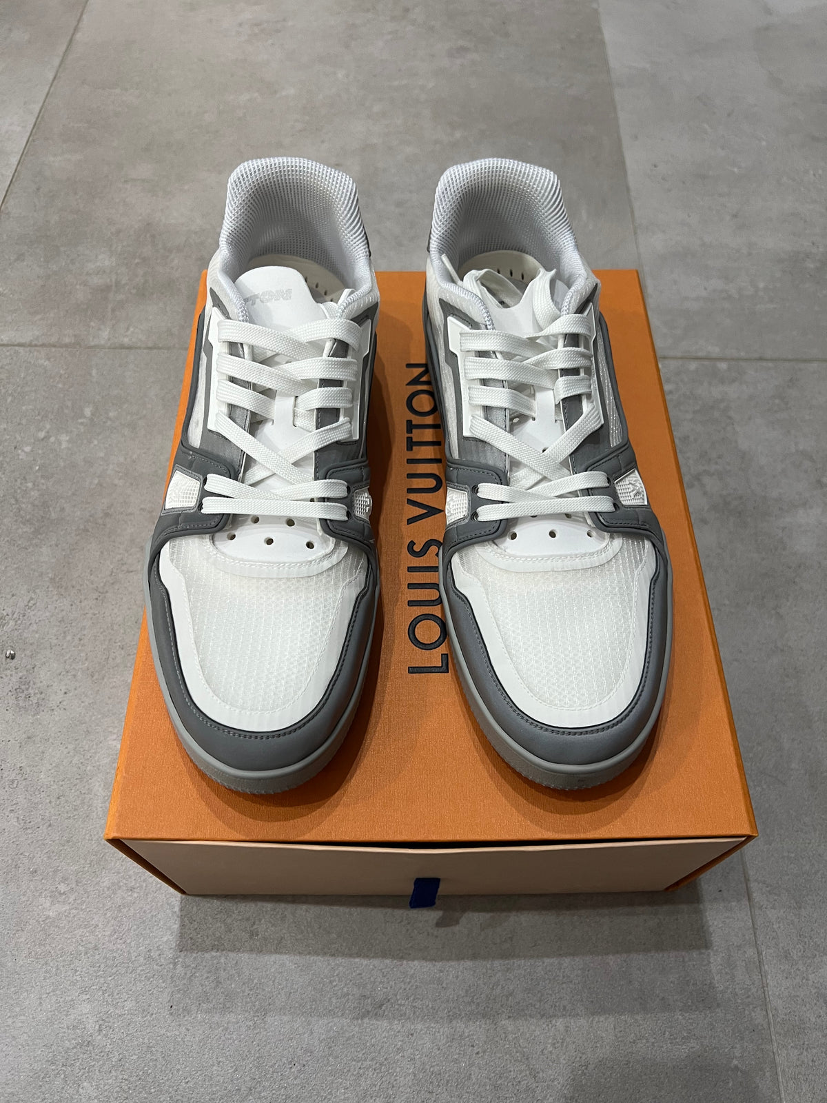 Louis Vuitton Trainer 37th America Cup Grey