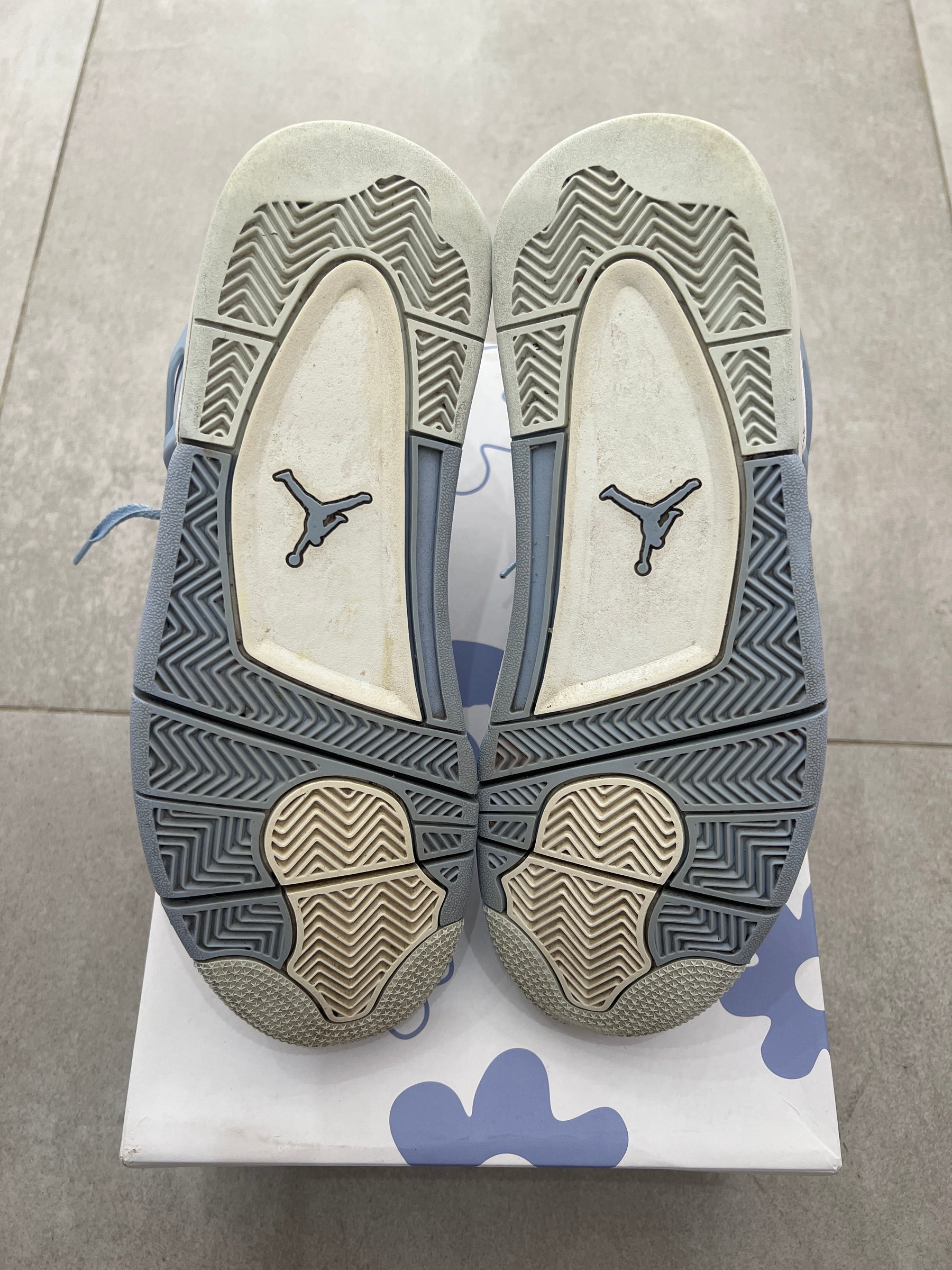 Jordan 4 Forget Me Not