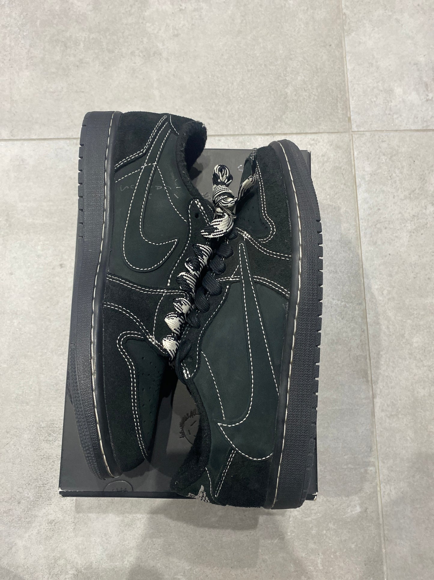 Jordan 1 Low x Travis Scott Black Phantom