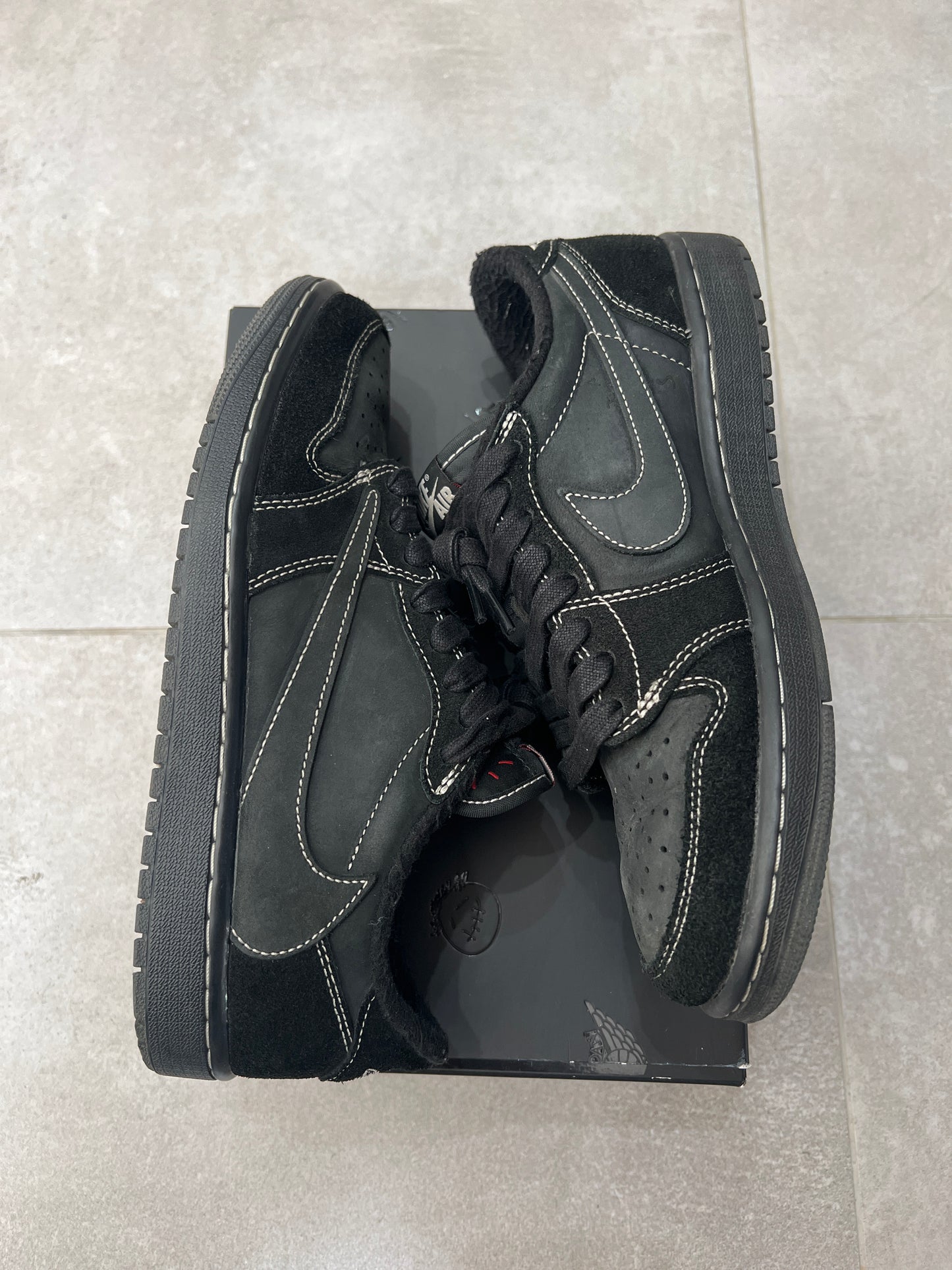 Jordan 1 Low x Travis Scott „Black phantom”