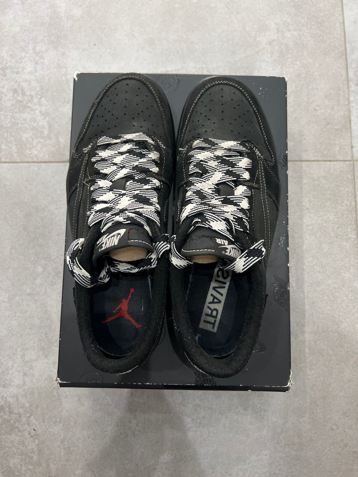 Jordan 1 Low x Travis Scott Black Phantom