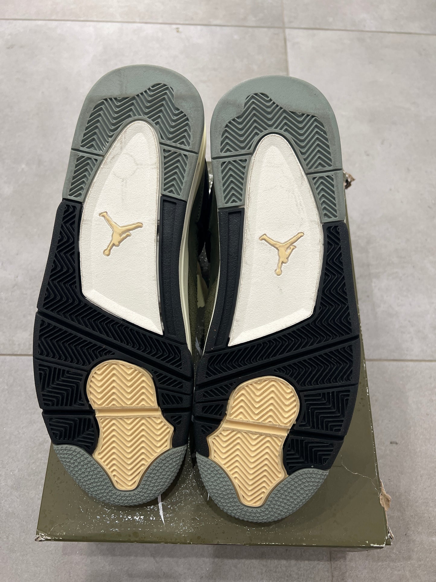 Jordan 4 Craft Olive