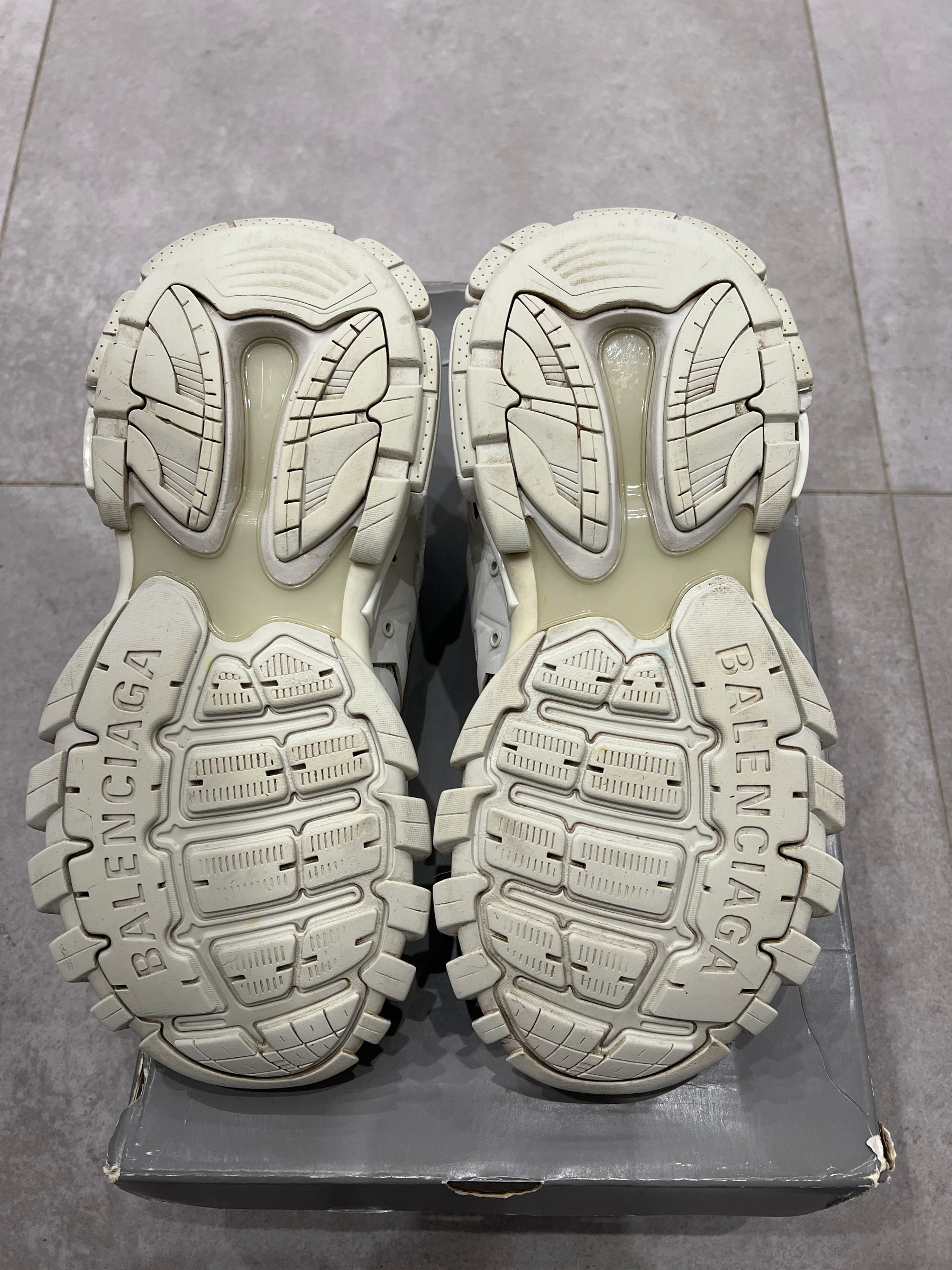 Balenciaga track White
