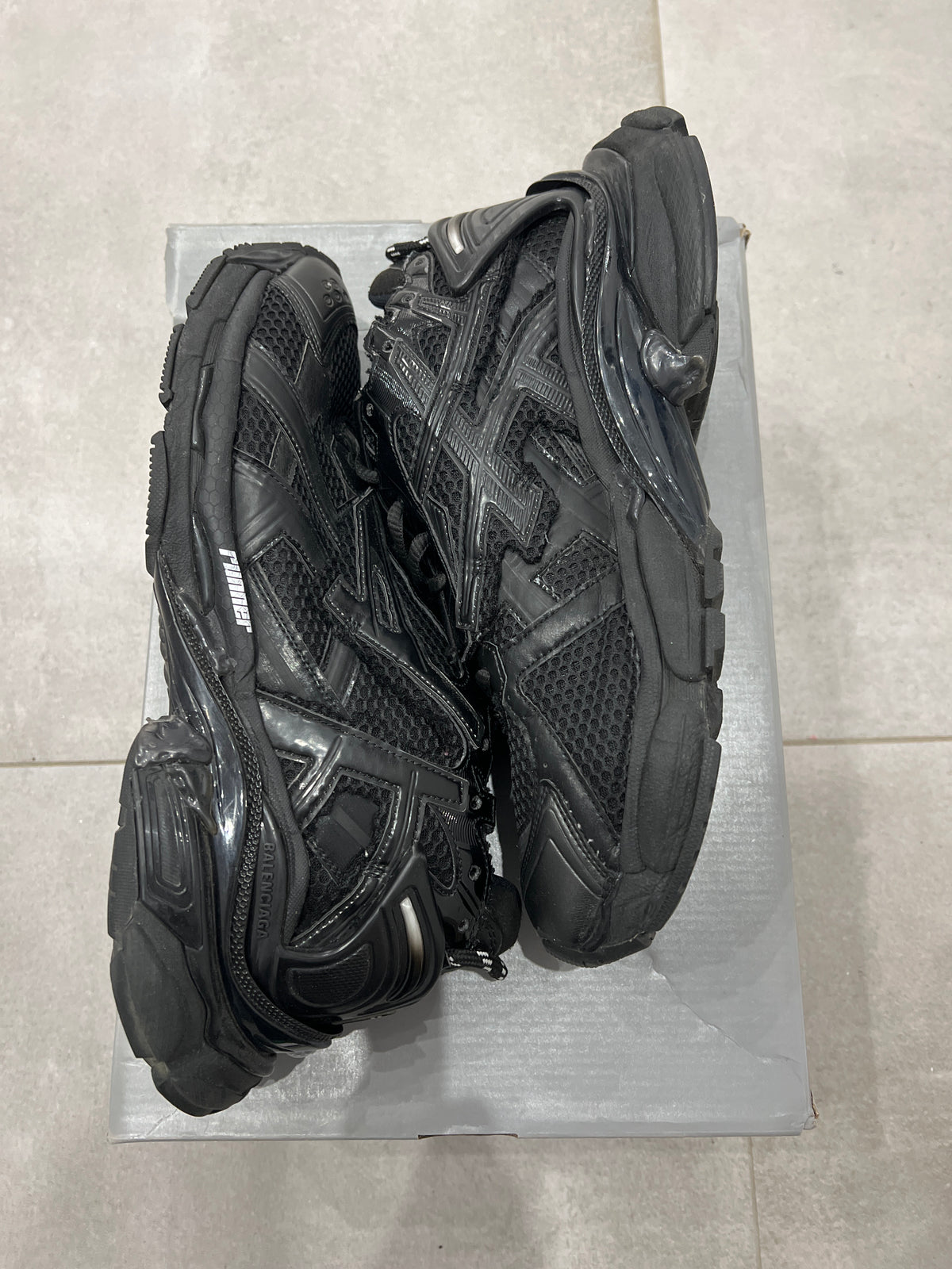 Balenciaga Runner Black