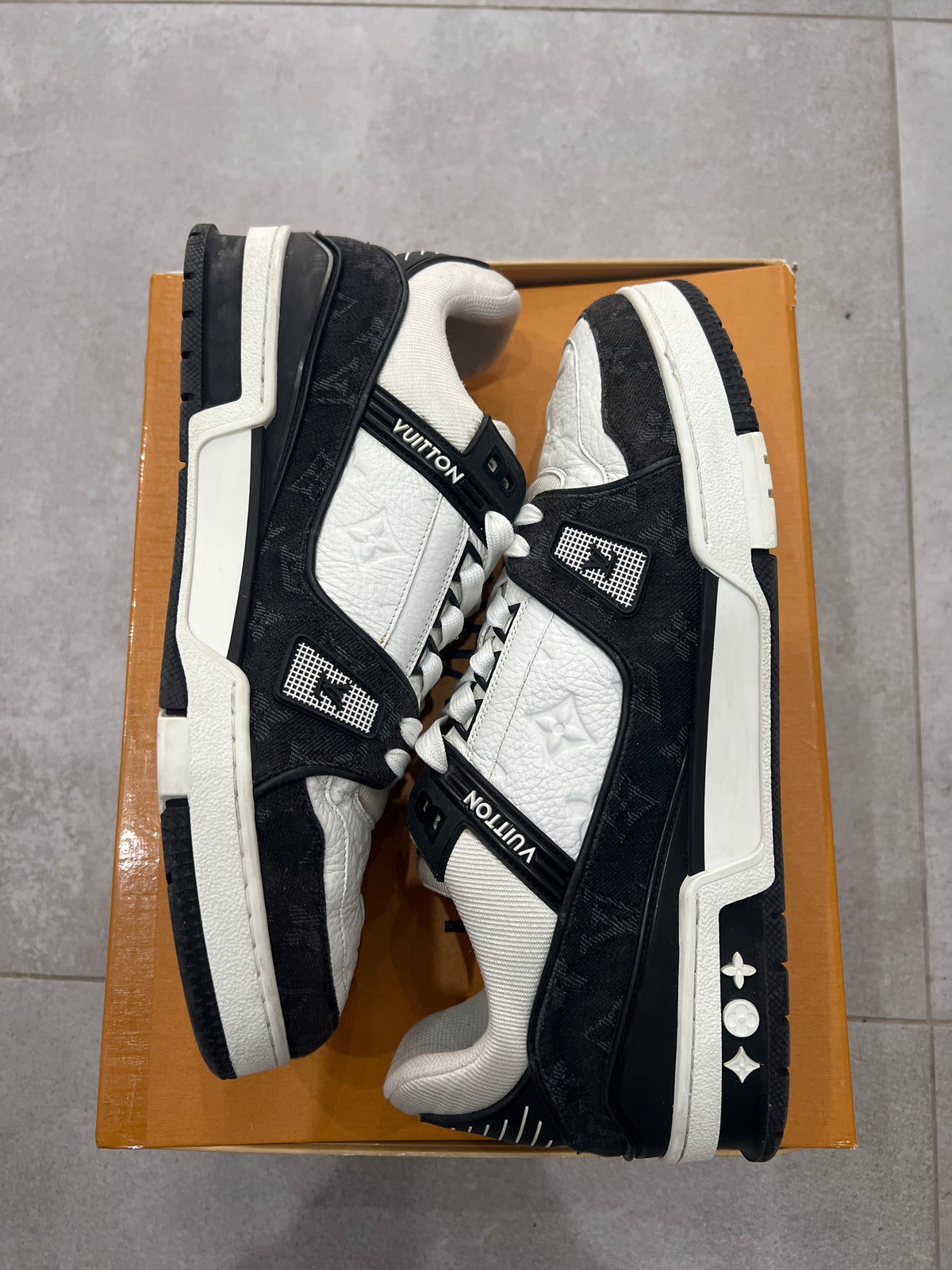 Louis Vuitton Trainer Denim Black