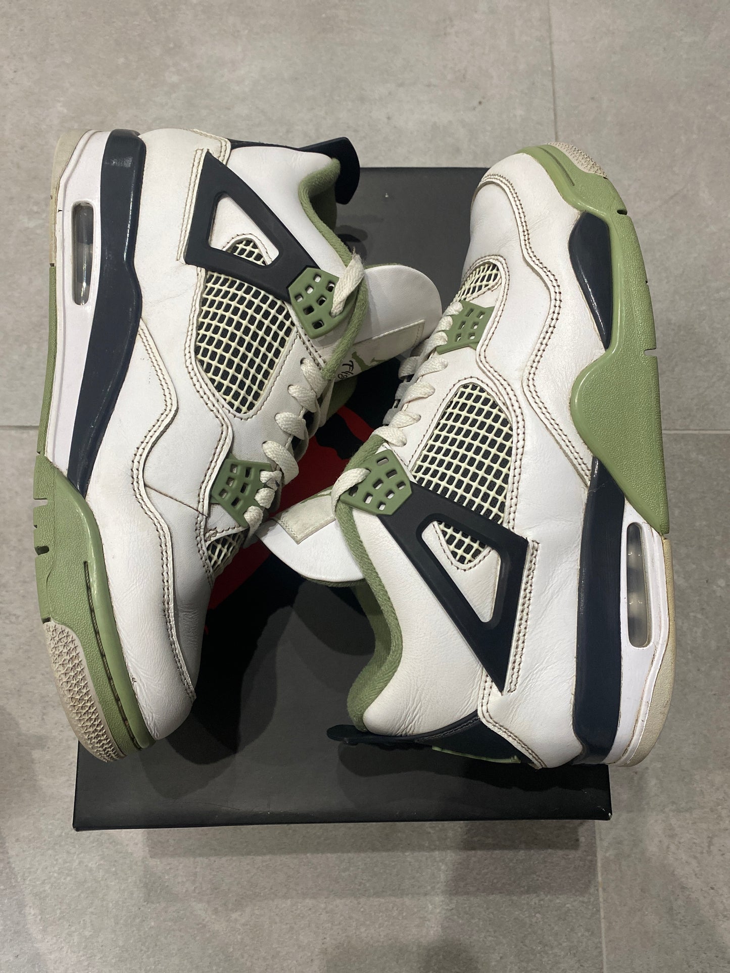 Air Jordan 4 Seafoam