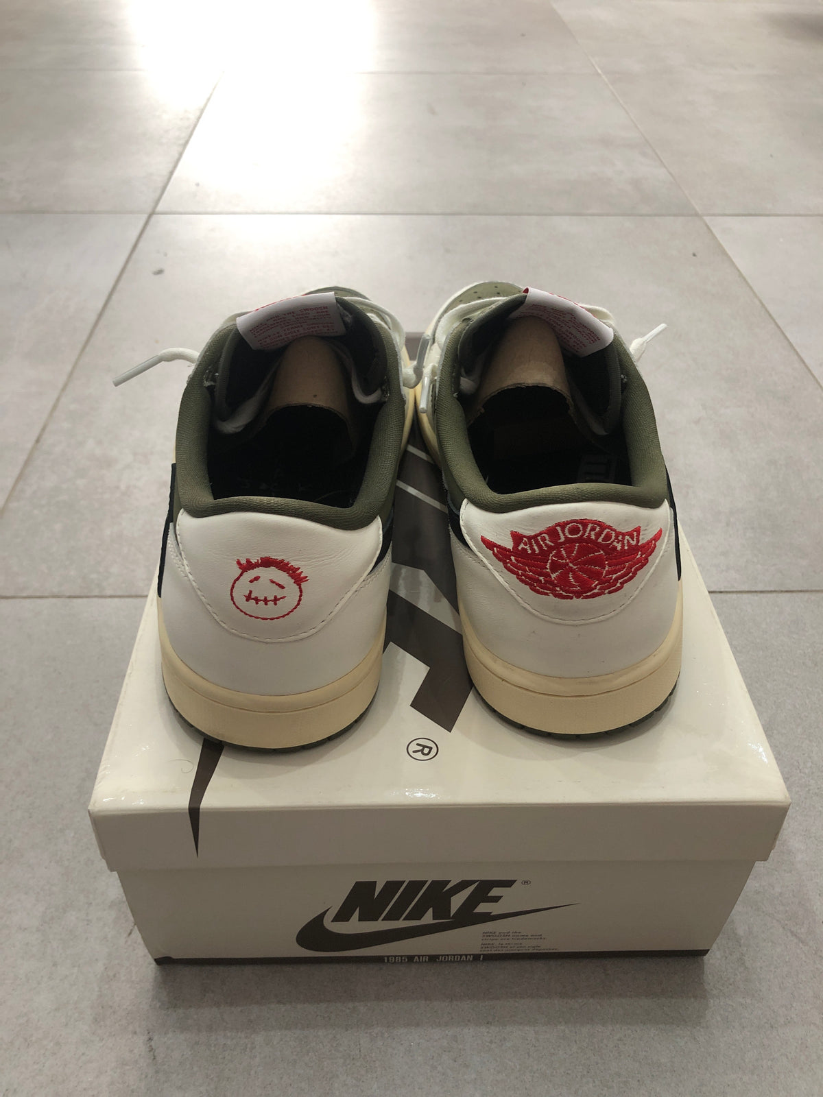 Jordan 1 Low x Travis Scott Medium Olive