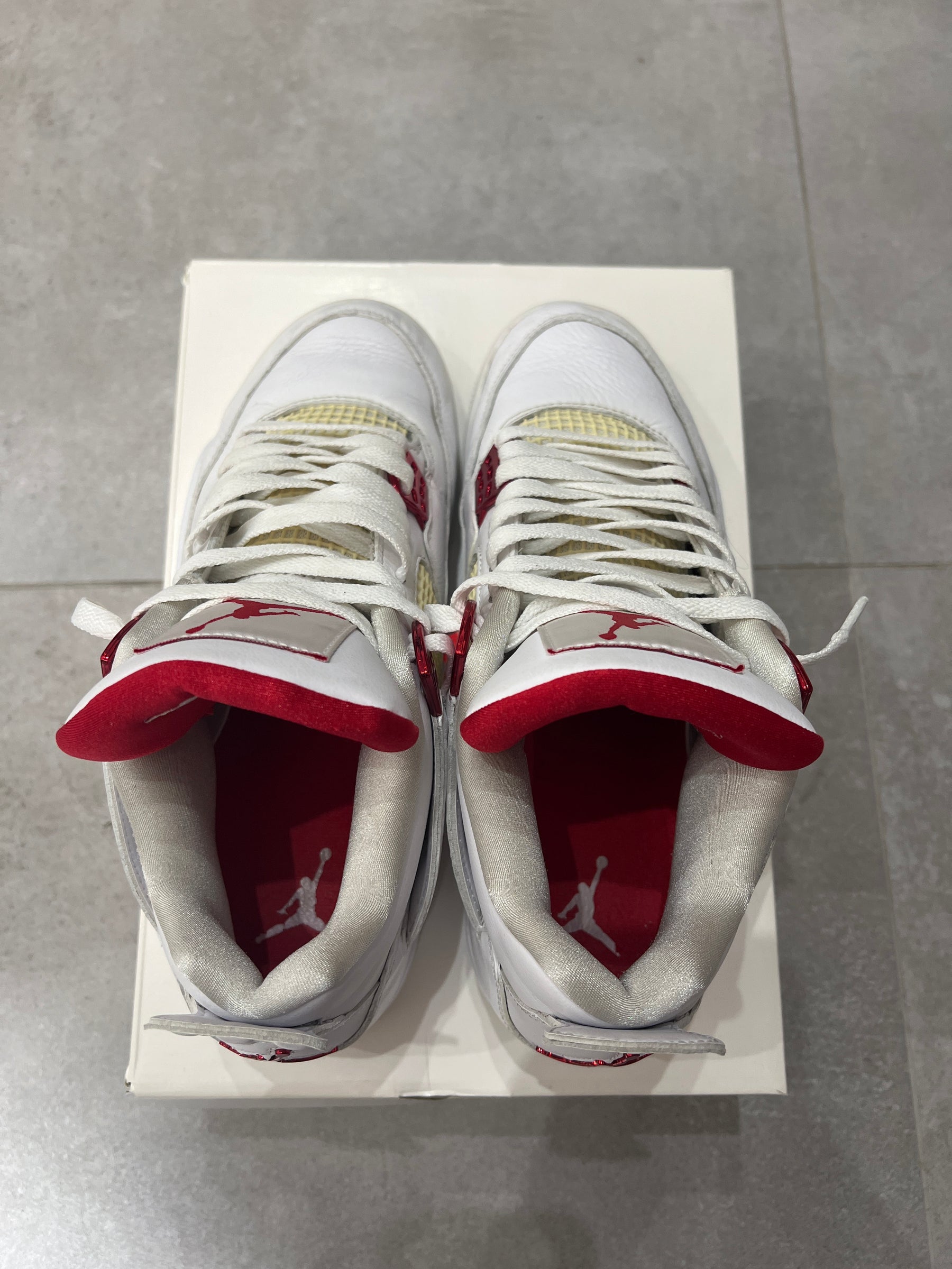 Jordan 4 Metalic Red