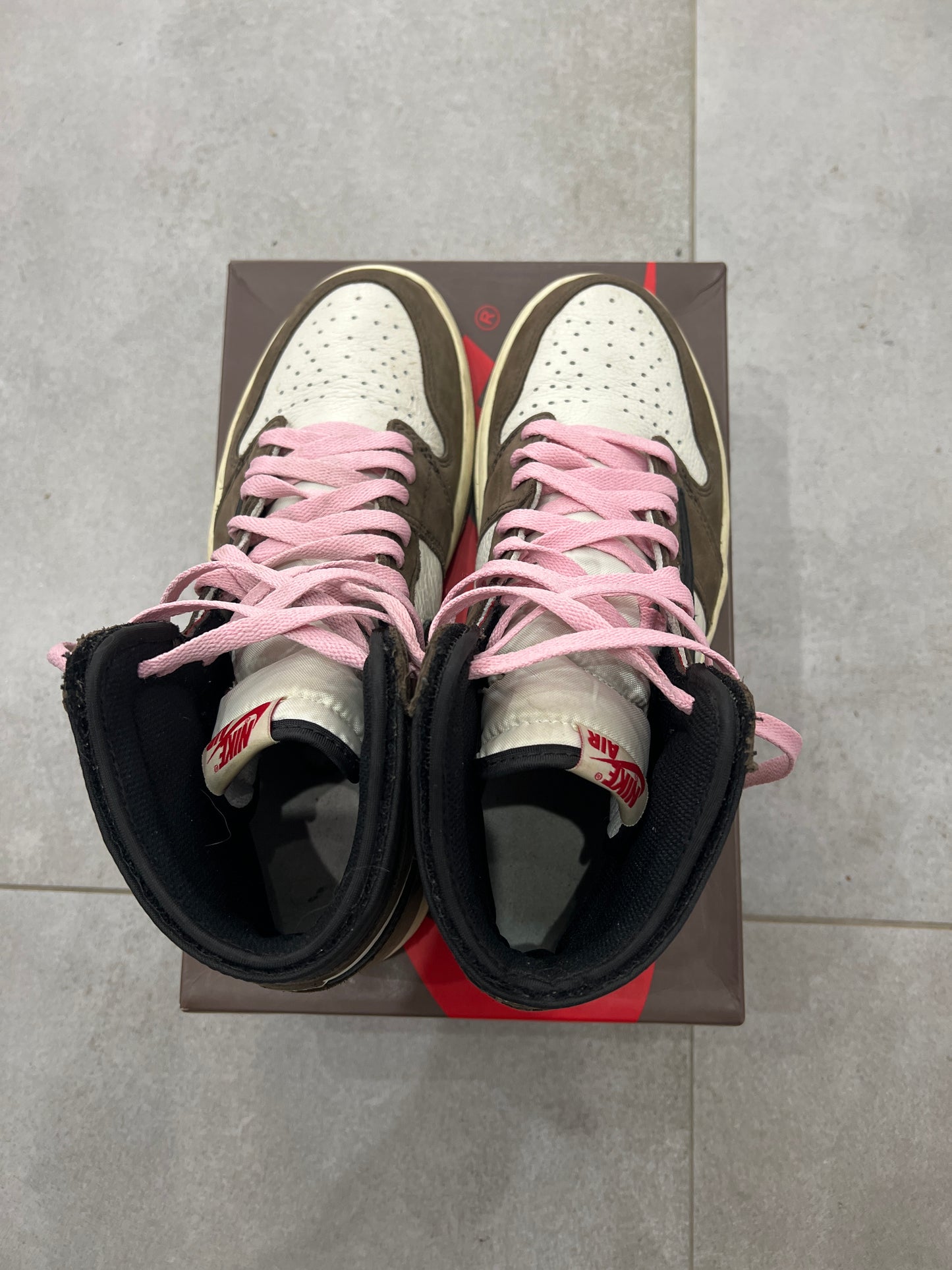 Jordan 1 High x Travis Scott OG Dark Mocha