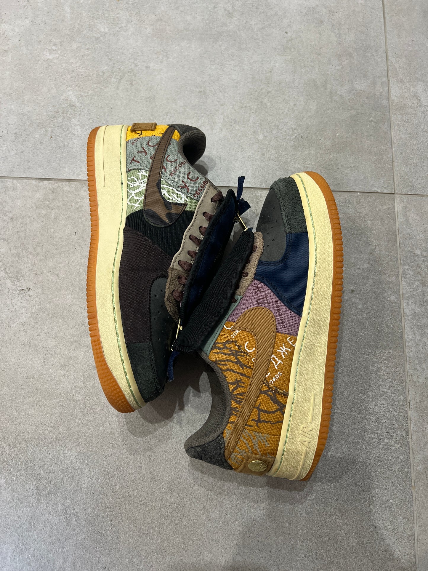 Nike Air Force 1 Low x Travis Scott "Cactus Jack"