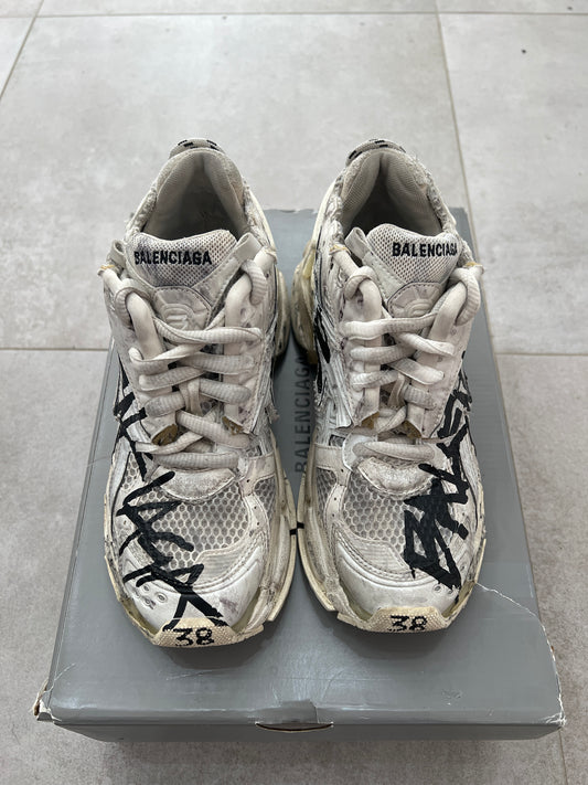 Balenciaga Runner Graffiti