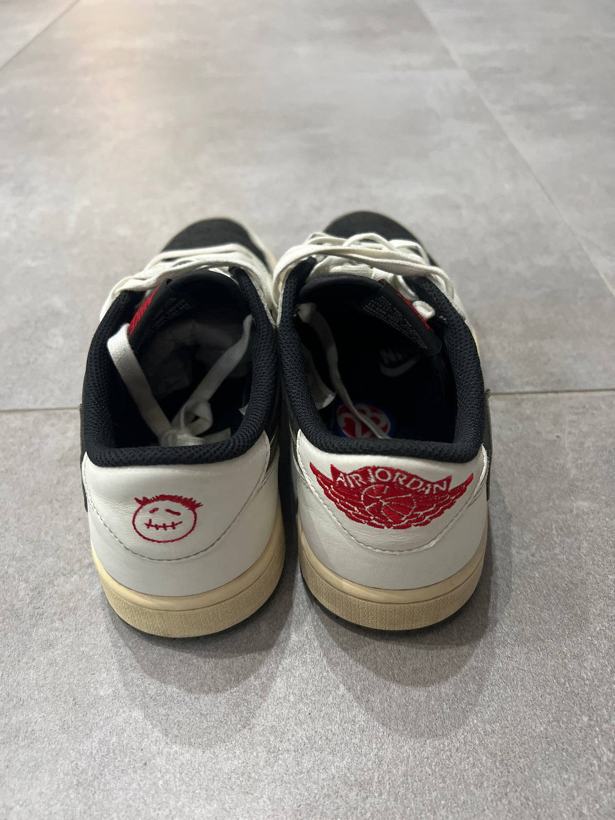 Jordan 1 Low x Travis Scott Olive