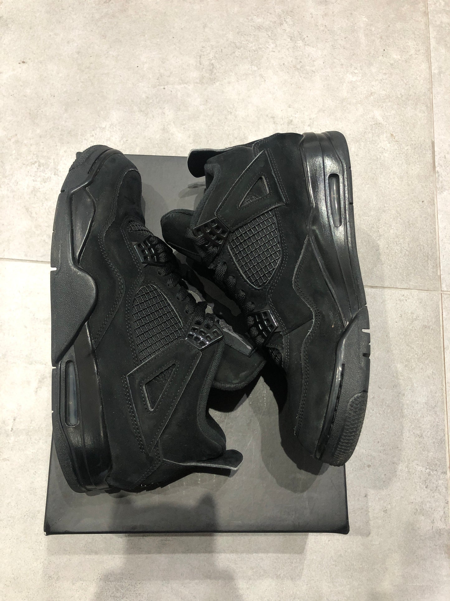 Jordan 4 Black Cat