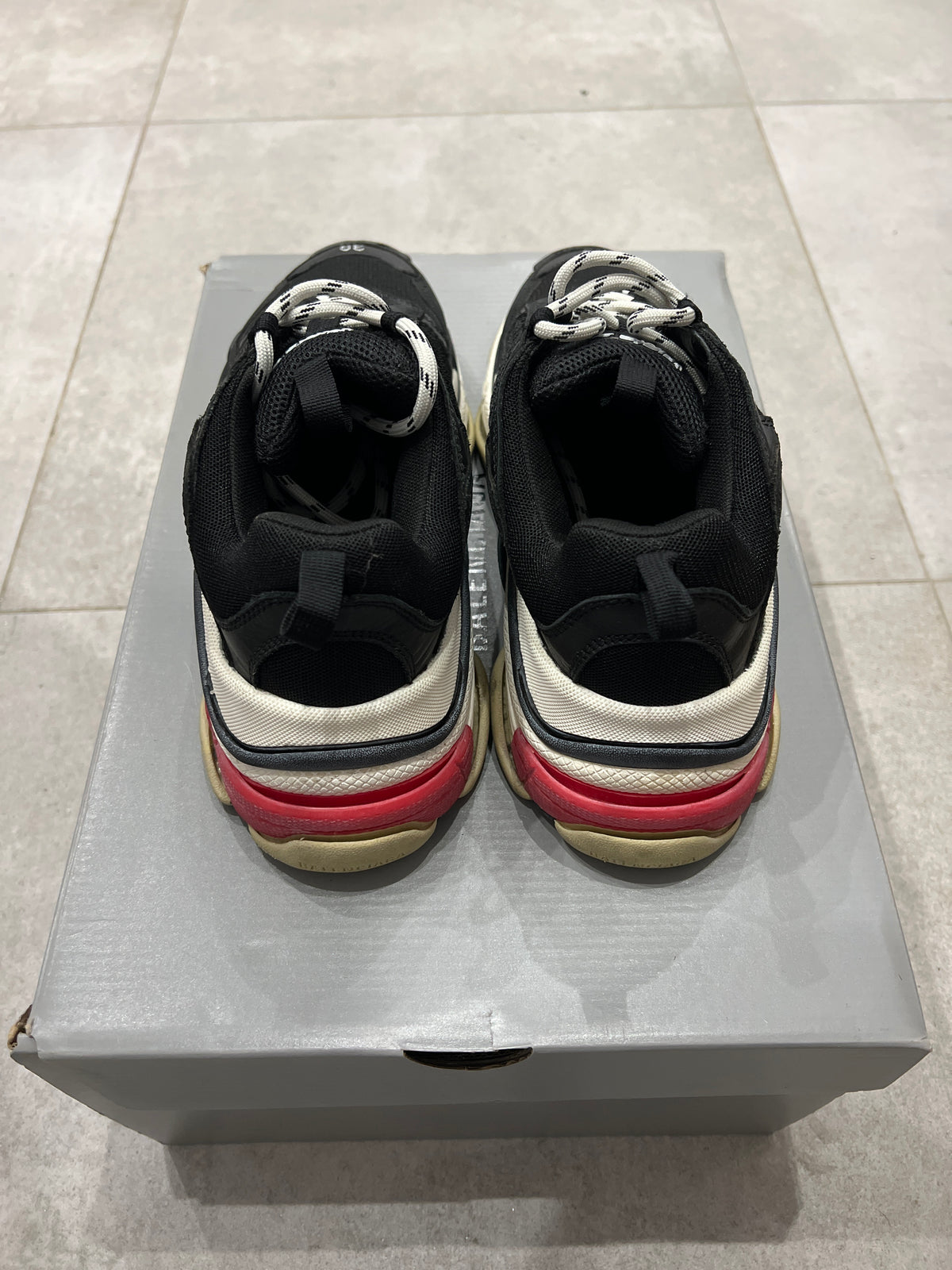 Balenciaga 3S Bred