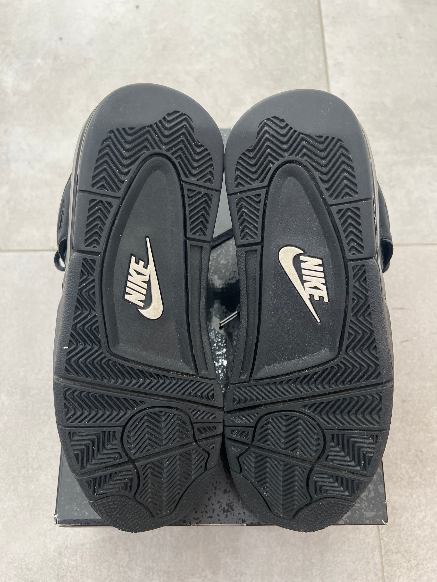 Jordan 4 Black Cat (2025)