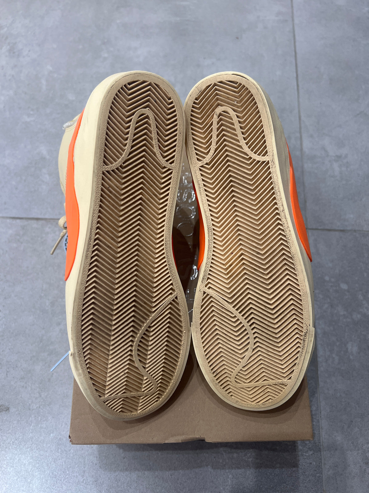 Blazer Mid x Off-White "All Hallows Eve"