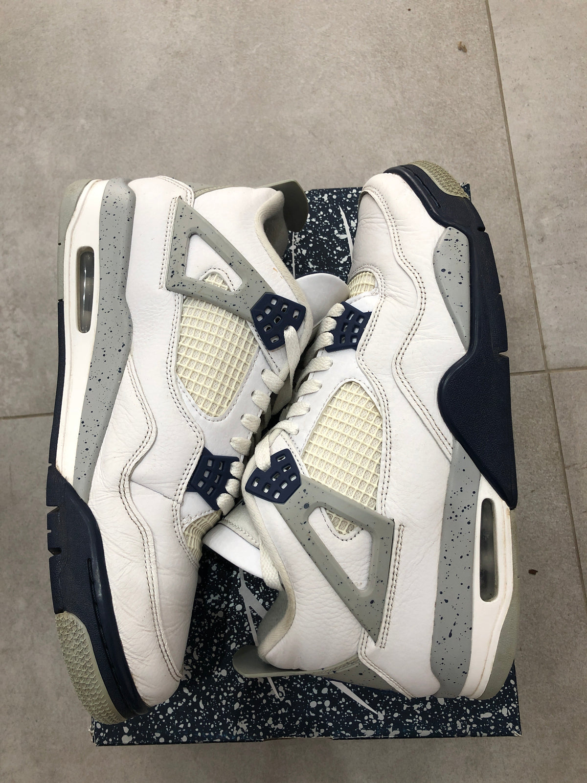 Jordan 4 Midnight Navy