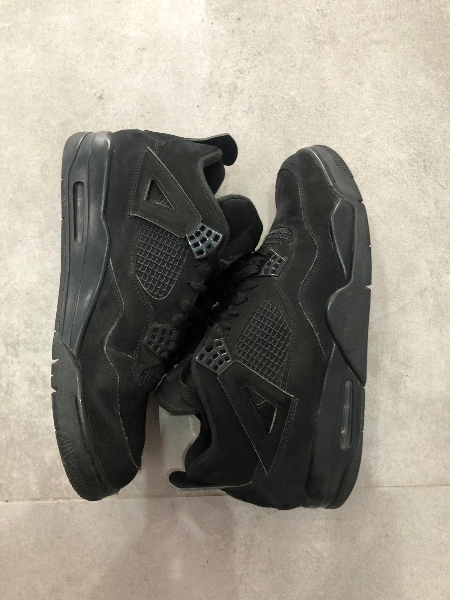 Jordan 4 Black Cat