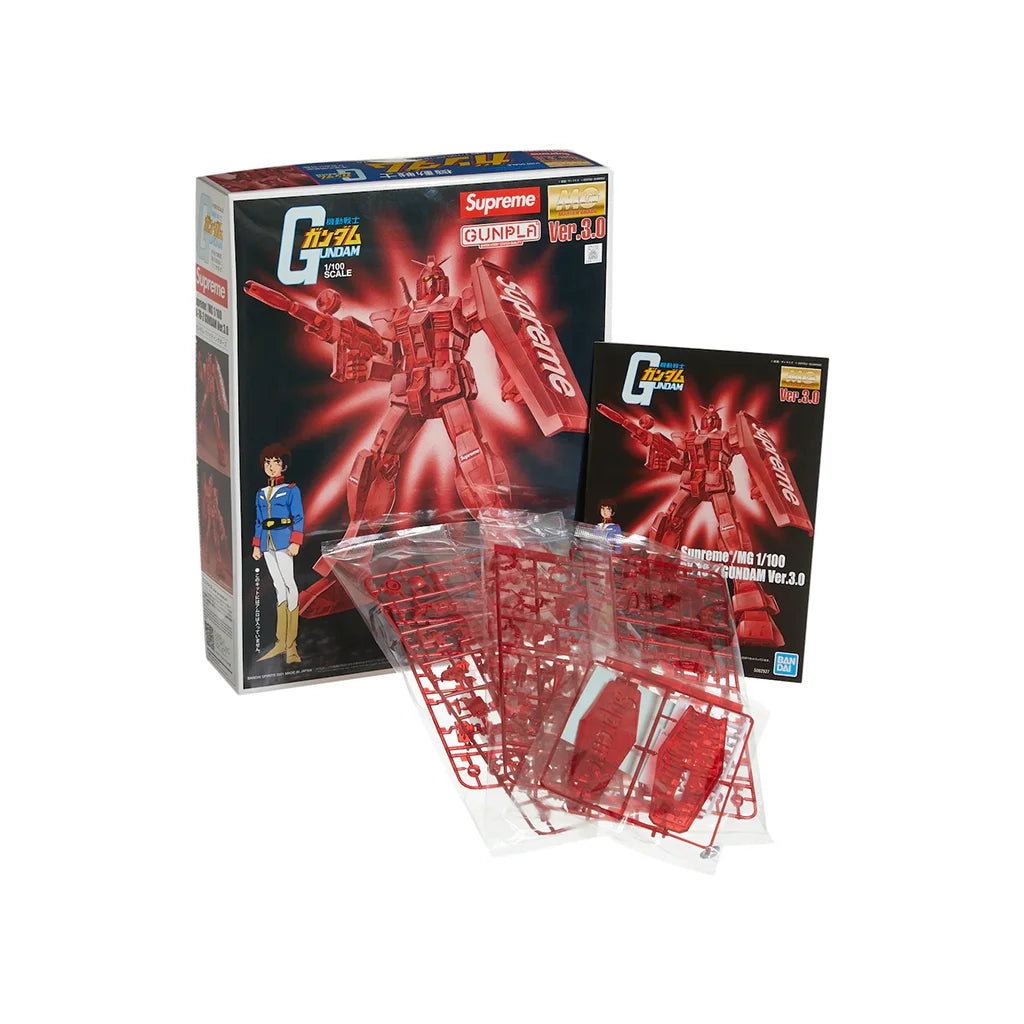 Supreme Gundam Action Figure