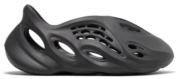 czarne buty adidas yeezy foam runner onyx w kolaboracji z kanye west